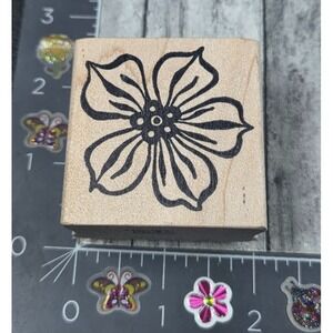 Magenta Five Petal Flower Dotted Center Lined Rubber Stamp Wood #F53